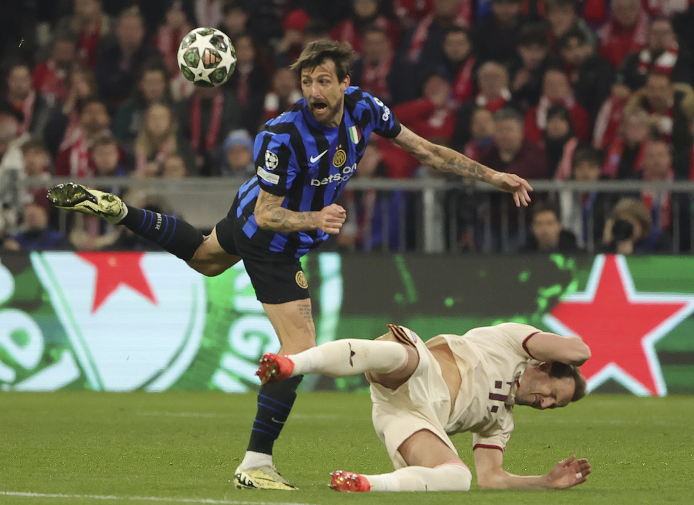 TES惨遭BLG零封，赛后采访全记录：教练自责BP失误，队员坦言状态低迷