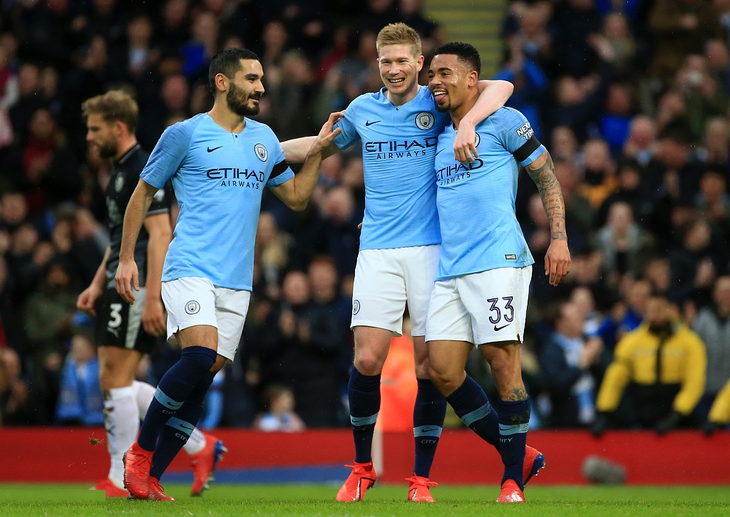 [中超]武磊点球破门 上海海港战平山东泰山