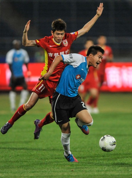 首节领先到半场落后！詹姆斯率湖人逆转鹈鹕，用全面数据续写传奇