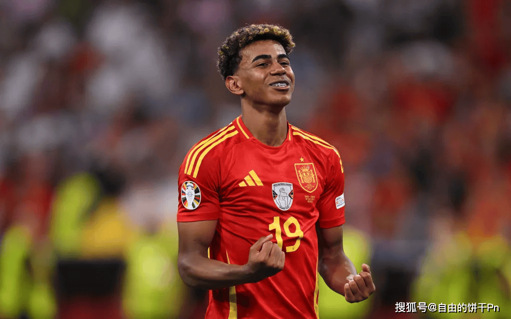 十年红黑铸就传奇，一脚重炮石破天惊