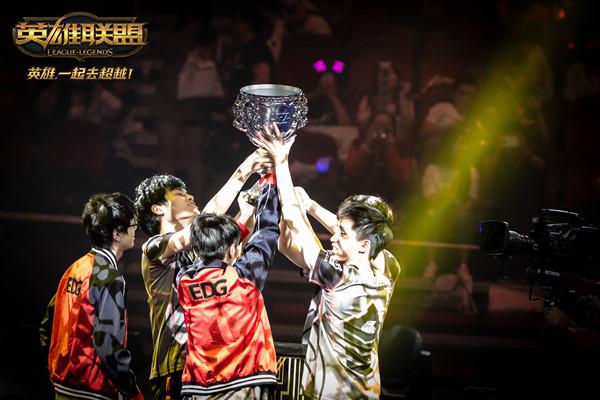 EF挺进别墅杯决赛 XANTARES ：决赛将再一次起舞！